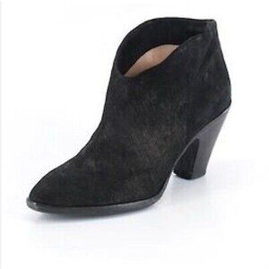 ❣️SOLD❣️ Sigerson Morrison Lamar Booties in Black Suede Metallic Size 8
